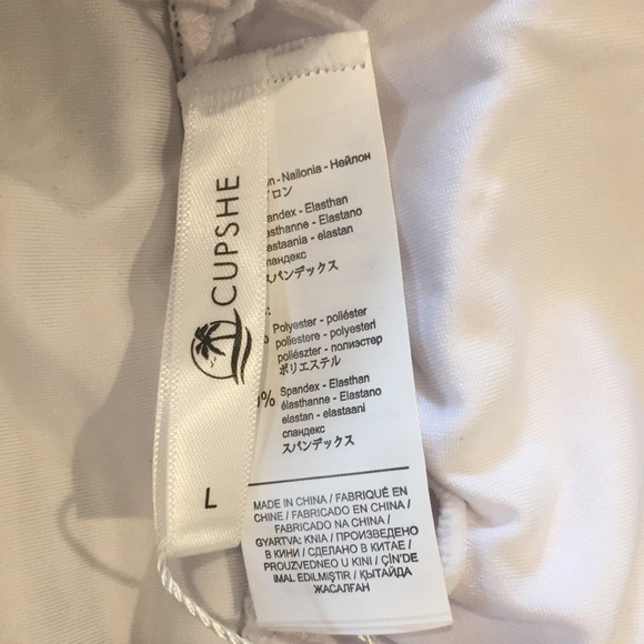 New! CUPSHE Halterneck Back Tie One Piece Floral Swimsuit Beachwear Large - Picture 9 of 10